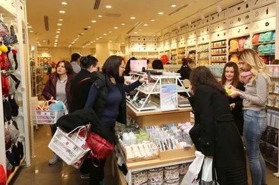日用百貨平價品牌崛起 誰將成為消費(fèi)者的省錢利器？